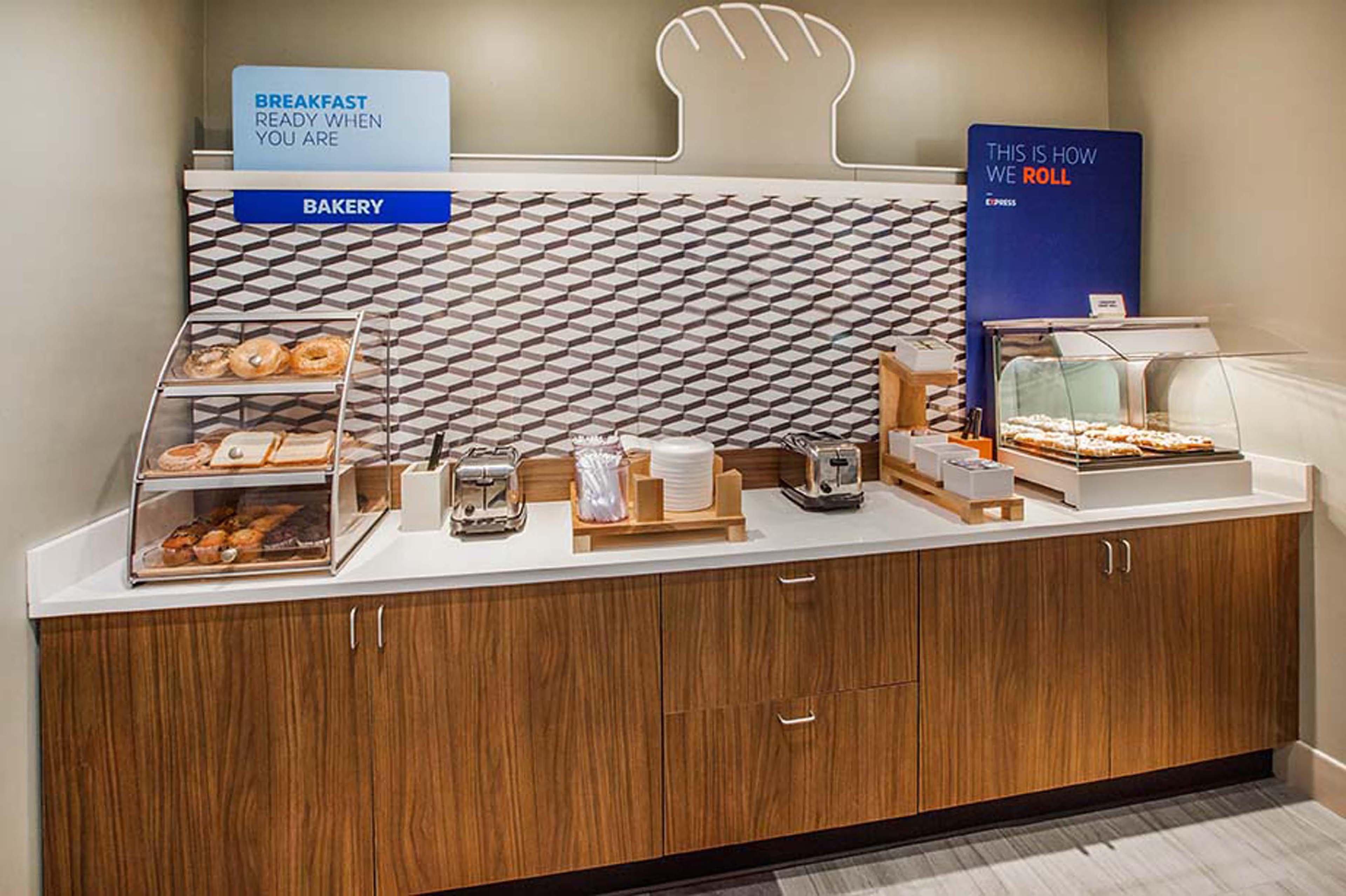 Holiday Inn Express Oneonta By Ihg Binghamton Buitenkant foto