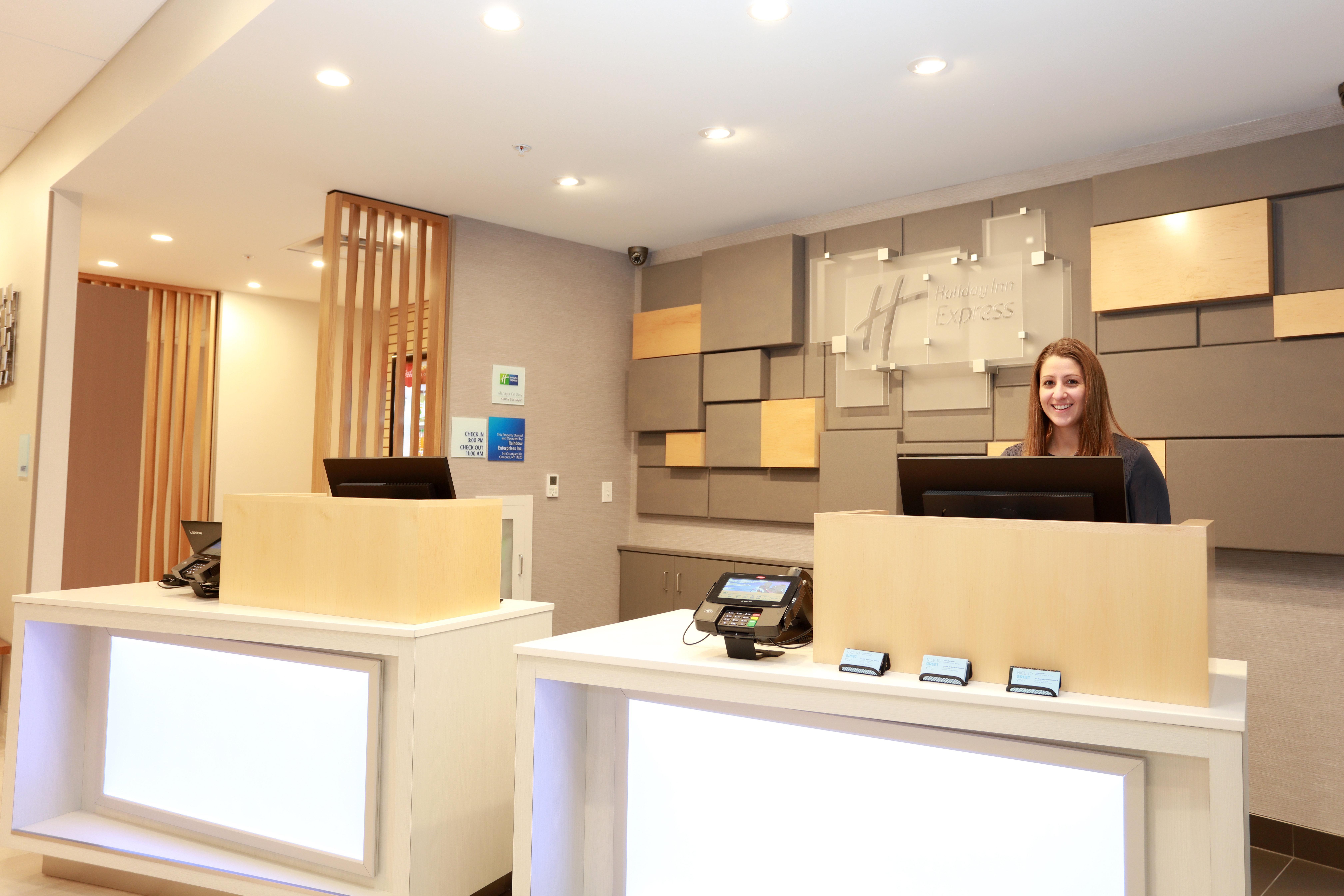 Holiday Inn Express Oneonta By Ihg Binghamton Buitenkant foto